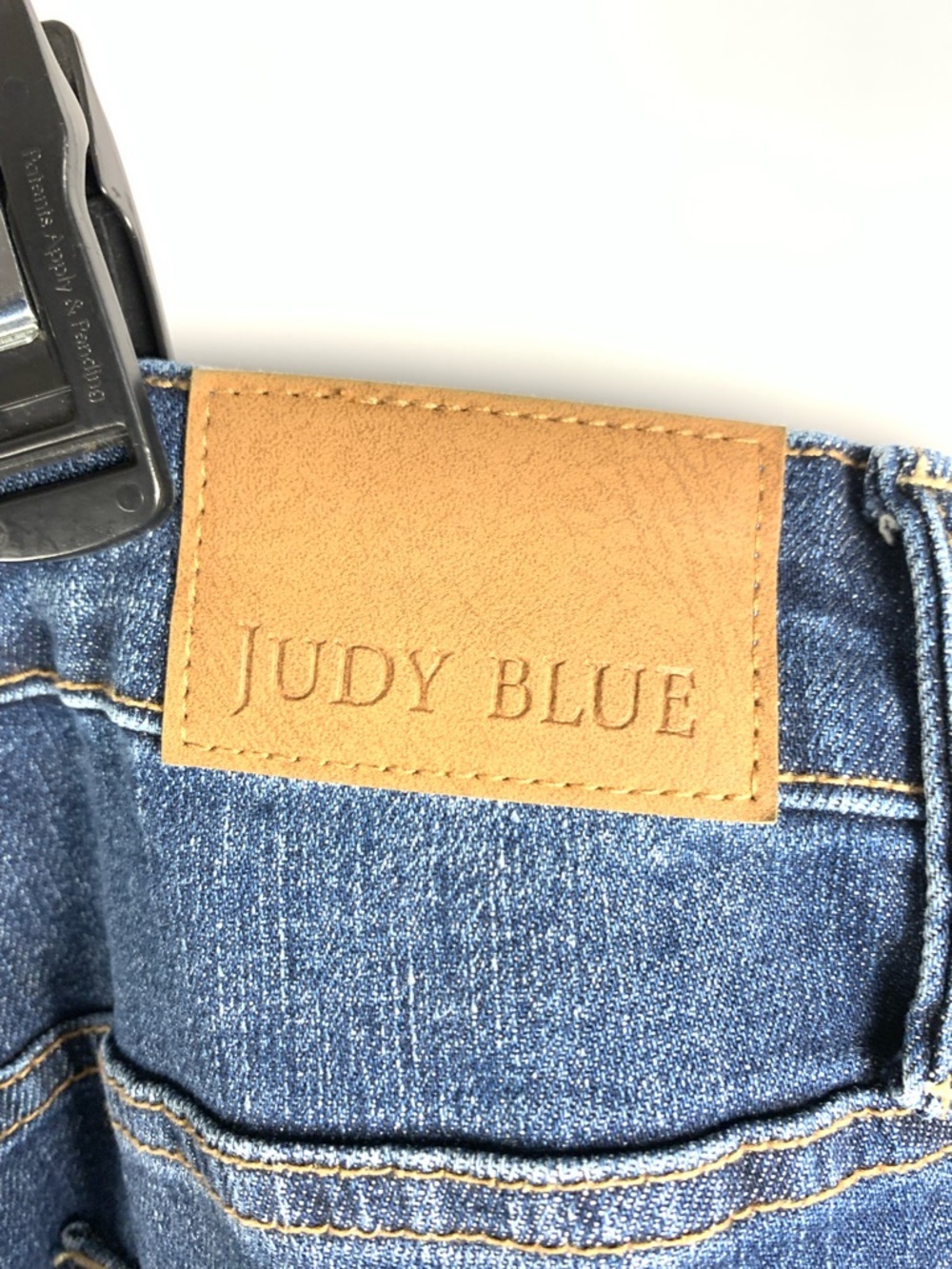 Judy Blue Flare Jeans 16W Dark Wash Distressed Raw Hem Stretch Denim Womens - Picture 6 of 14